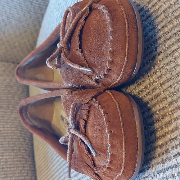 Minnetonka Moccasins - Picture 2 of 8